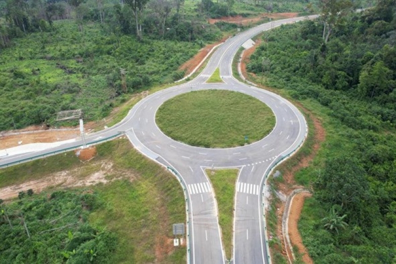 Autoroute Kribi-Lolabe